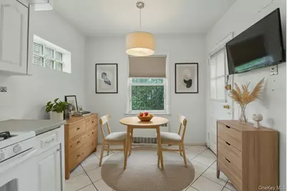 141-03 Hoover Avenue, Briarwood, NY 11435 - Photo 12