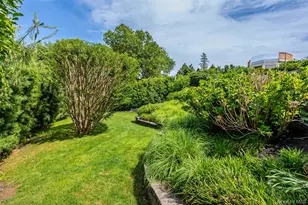 32 Contessa Ct, Port Jefferson, NY 11777 - Photo 38
