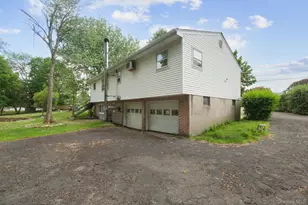 11 Ona Ln, New Windsor, NY 12553 - Photo 16