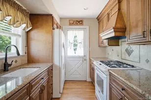 154 8th Ave, Kings Park, NY 11754 - Photo 6