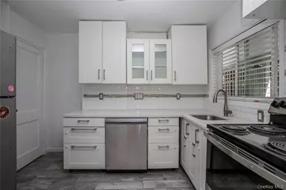 8 Elkan Road, Larchmont, NY 10538 - Photo 8
