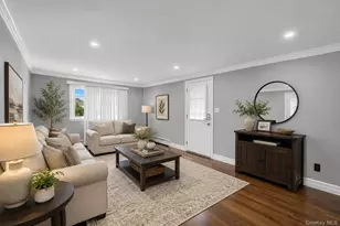 520 Kirkman Ave, Elmont, NY 11003 - Photo 16