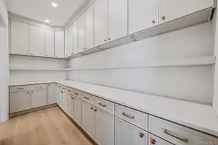 523 Long Beach Rd, Nissequogue, NY 11780 - Photo 20