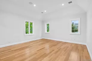 46 Banbury Rd, Rockville Centre, NY 11570 - Photo 22