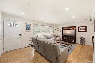 10 S Merrick Rd, Massapequa, NY 11758 - Photo 4
