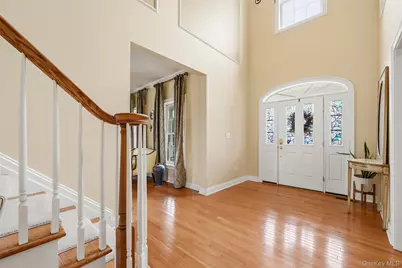 11 Hopeview Court, Newburgh, NY 12550 - Photo 10