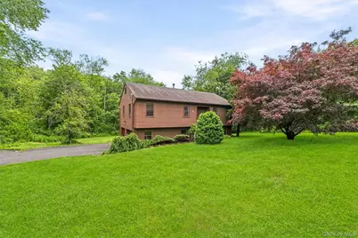 1 Sunset Drive, Yorktown Heights, NY 10598 - Photo 2