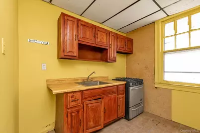 11232 196th Street, Saint Albans, NY 11412 - Photo 16