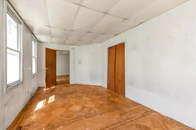 11232 196th Street, Saint Albans, NY 11412 - Photo 12