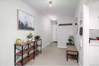 13 Bryant Crescent #2K, White Plains, NY 10604 - Photo 4