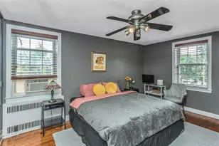 8 Welwyn Rd, Great Neck, NY 11021 - Photo 16