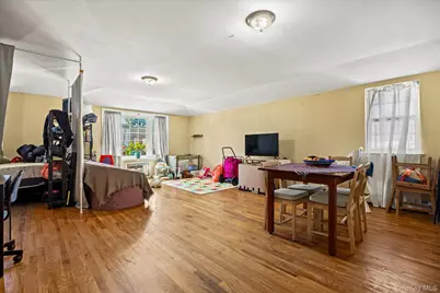 309 Logan Street, Brooklyn, NY 11208 - Photo 14