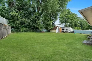 35 Wyandotte St, Selden, NY 11784 - Photo 18