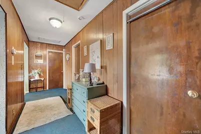 35 Wyandotte Street, Selden, NY 11784 - Photo 6