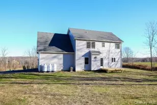 5 James Pl, Port Jervis, NY 12771 - Photo 2