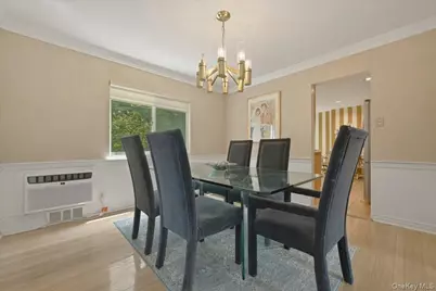 2 Crabtree Lane, Roslyn, NY 11576 - Photo 8