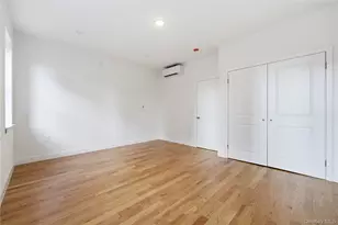 34-09 29th St, Astoria, NY 11106 - Photo 20