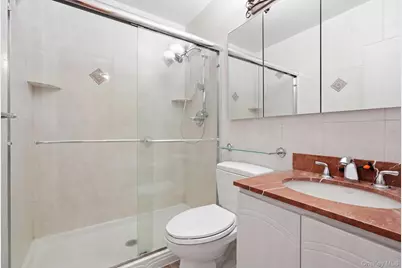 100 Daly Boulevard #1306, Oceanside, NY 11572 - Photo 20