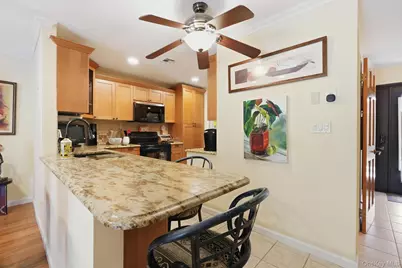 100 Daly Boulevard #1306, Oceanside, NY 11572 - Photo 10