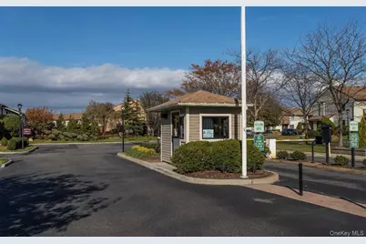 100 Daly Boulevard #1306, Oceanside, NY 11572 - Photo 30
