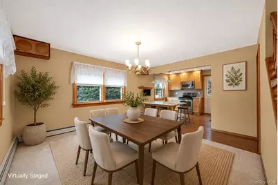 572 Benito Street, East Meadow, NY 11554 - Photo 4