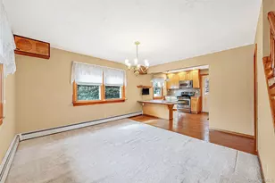 572 Benito St, East Meadow, NY 11554 - Photo 22