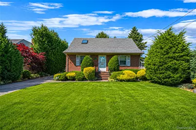 572 Benito Street, East Meadow, NY 11554 - Photo 1
