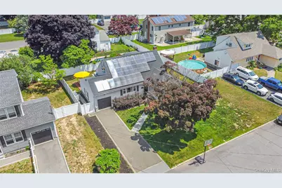 159 Nassau Avenue, West Babylon, NY 11704 - Photo 2