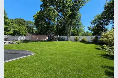 348 Furrows Road, Holbrook, NY 11741 - Photo 22