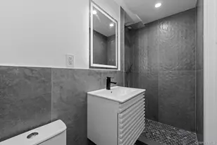 137-64 Westgate St, Springfield Gardens, NY 11413 - Photo 10