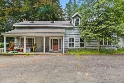 586 New Hempstead Road, Spring Valley, NY 10977 - Photo 40