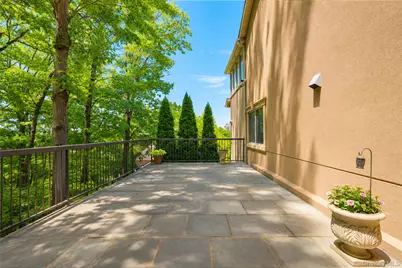 16 Diana Trail, New York, NY 10304 - Photo 38