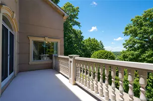 16 Diana Trail, New York, NY 10304 - Photo 8