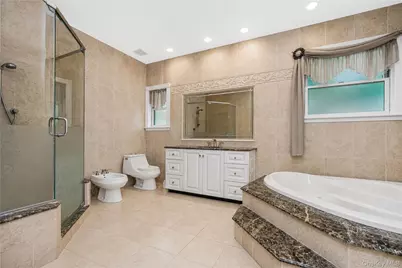 16 Diana Trail, New York, NY 10304 - Photo 22