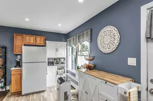 9 Pompano Ln, Massapequa Park, NY 11762 - Photo 12