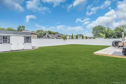 9 Pompano Lane, Massapequa Park, NY 11762 - Photo 28
