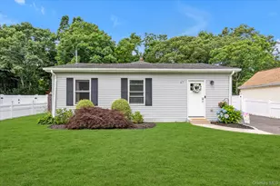 47 Lebkamp Ave, Huntington, NY 11743 - Photo 2