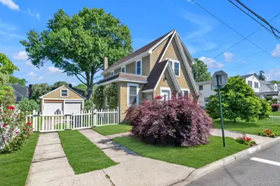 108 Memphis Avenue, Floral Park, NY 11001 - Photo 2
