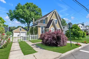 108 Memphis Ave, Floral Park, NY 11001 - Photo 2