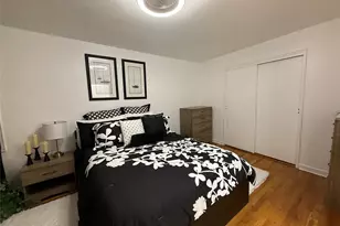 530 Dubois Ave, Valley Stream, NY 11581 - Photo 10