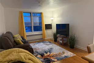 530 Dubois Ave, Valley Stream, NY 11581 - Photo 4