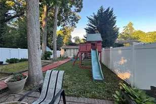 42 Bennett Ave, Huntington Station, NY 11746 - Photo 40
