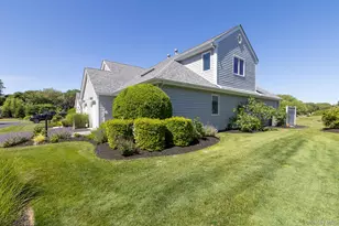4004 The Fairway, Calverton, NY 11933 - Photo 10
