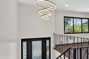 115 Arthur Ave, Floral Park, NY 11001 - Photo 4