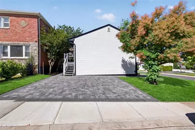 115 Arthur Avenue, Floral Park, NY 11001 - Photo 40