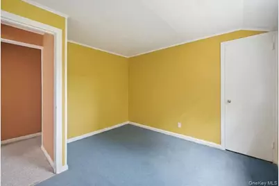 458 N Magee Street, Southampton, NY 11968 - Photo 28