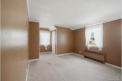 458 N Magee Street, Southampton, NY 11968 - Photo 36