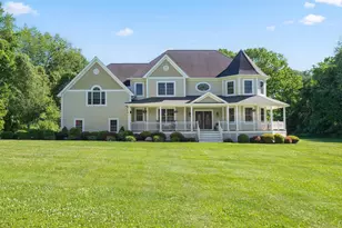 17 Coopers Ln, Hopewell Junction, NY 12533 - Photo 2