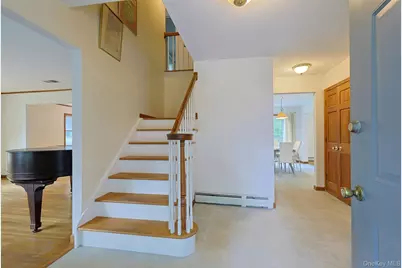 23 Allison Drive, Monroe, NY 10950 - Photo 2