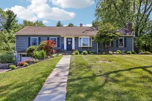 11 Claire Ann Dr, Warwick, NY 10990 - Photo 2